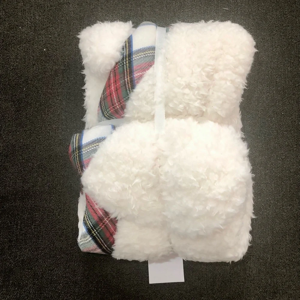 Pottery Barn Stewart Plaid Nursery Robe (3-9 months)